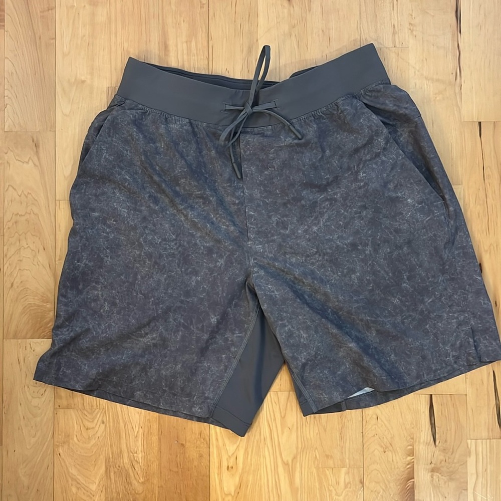 Lululemon THE short 7” inseam medium